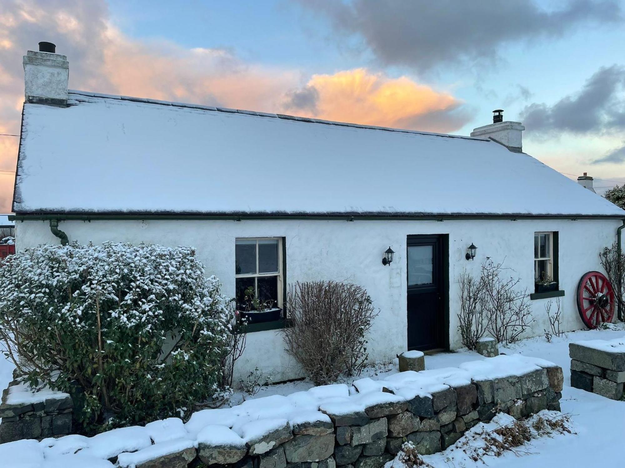 Dunnaglea Cottage, Ballintoy Exterior foto
